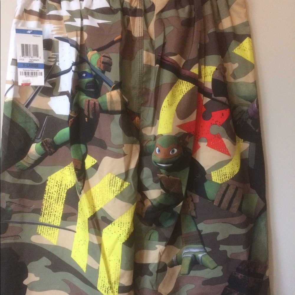 Kids  swim suit / trunk